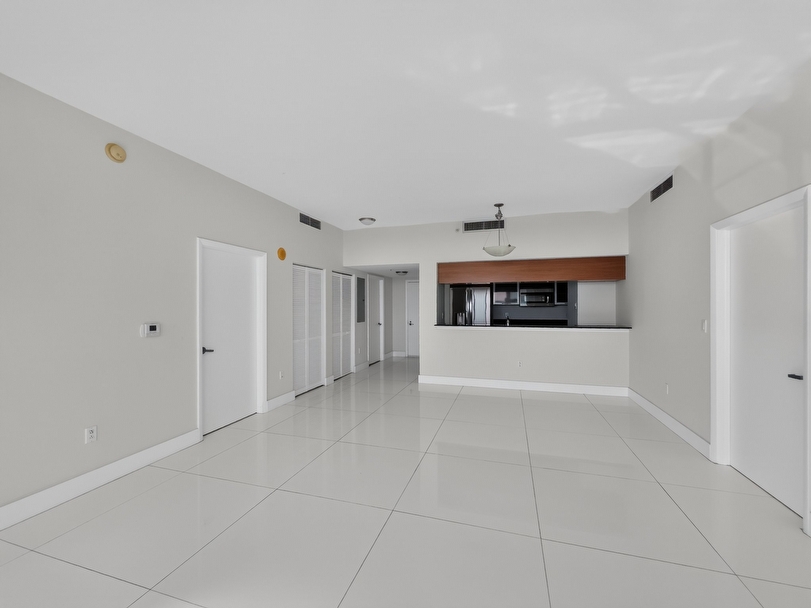 Private Listing: 1800 N Bayshore Dr #505, Miami, FL 33132 | 1800 Club 2 Bedroom Bay View Condo - Miami luxury real estate