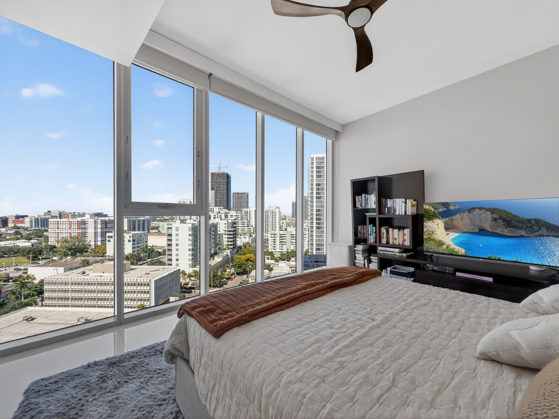 OPEN HOUSE PARAMOUNT BAY Unit #1603 WED 01-20-2026 12:00 PM - 2:00PM 2020 N Bayshore Dr Miami, FL 33137 - Miami luxury real estate