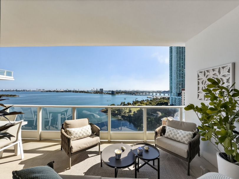 OPEN HOUSE PARAMOUNT BAY Unit #1603 TUE 01-27-2026 12:00 PM - 2:00 PM 2020 N Bayshore Dr Miami, FL 33137 - Miami luxury real estate