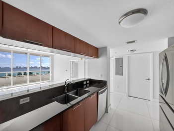 Private Listing: 1800 N Bayshore Dr #505, Miami, FL 33132 | 1800 Club 2 Bedroom Bay View Condo thumbnail