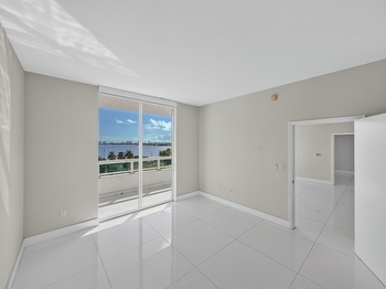 Private Listing: 1800 N Bayshore Dr #505, Miami, FL 33132 | 1800 Club 2 Bedroom Bay View Condo thumbnail