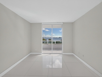 Private Listing: 1800 N Bayshore Dr #505, Miami, FL 33132 | 1800 Club 2 Bedroom Bay View Condo thumbnail