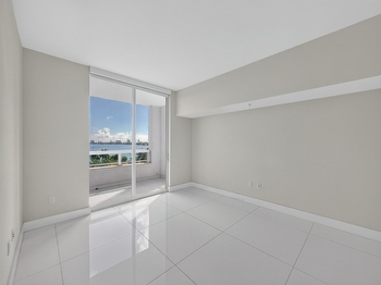 Private Listing: 1800 N Bayshore Dr #505, Miami, FL 33132 | 1800 Club 2 Bedroom Bay View Condo thumbnail