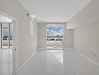 Private Listing: 1800 N Bayshore Dr #505, Miami, FL 33132 | 1800 Club 2 Bedroom Bay View Condo thumbnail