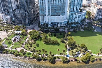 Private Listing: 1800 N Bayshore Dr #505, Miami, FL 33132 | 1800 Club 2 Bedroom Bay View Condo thumbnail