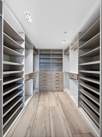 Exclusive Miami Trophy Penthouse Residence Tour Tuesday 2-3-2026, 11 AM - 2 PM thumbnail