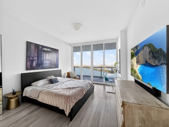 Exclusive Miami Trophy Penthouse Residence Tour Tuesday 2-3-2026, 11 AM - 2 PM thumbnail